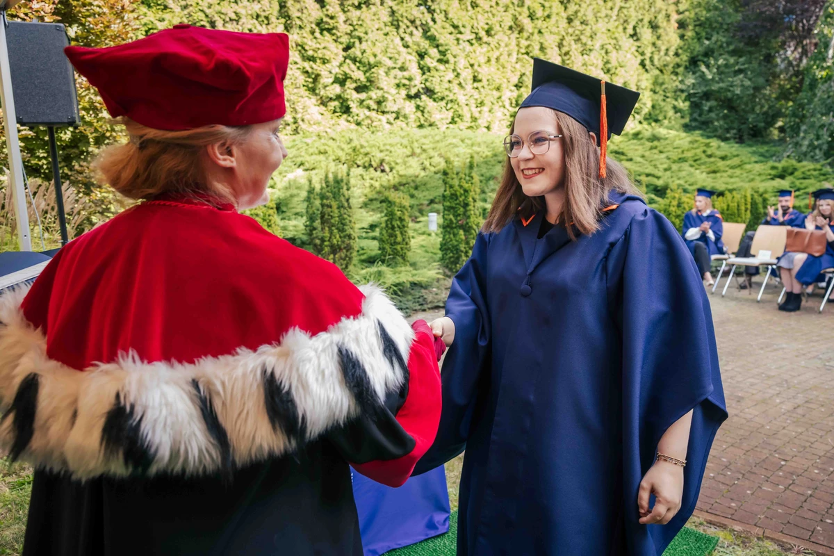 Graduacja 2026 w WSPiA 9