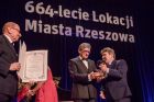 miniatura Rektor WSPiA Honorowym obywatelem Miasta Rzeszowa 2